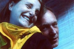 2001-040-ek