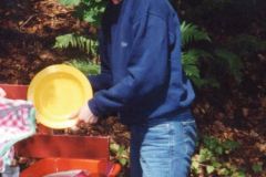 2001-053-es