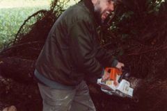 2001-090-ek
