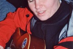 2001-098-ek
