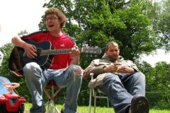 2009-076-mr
